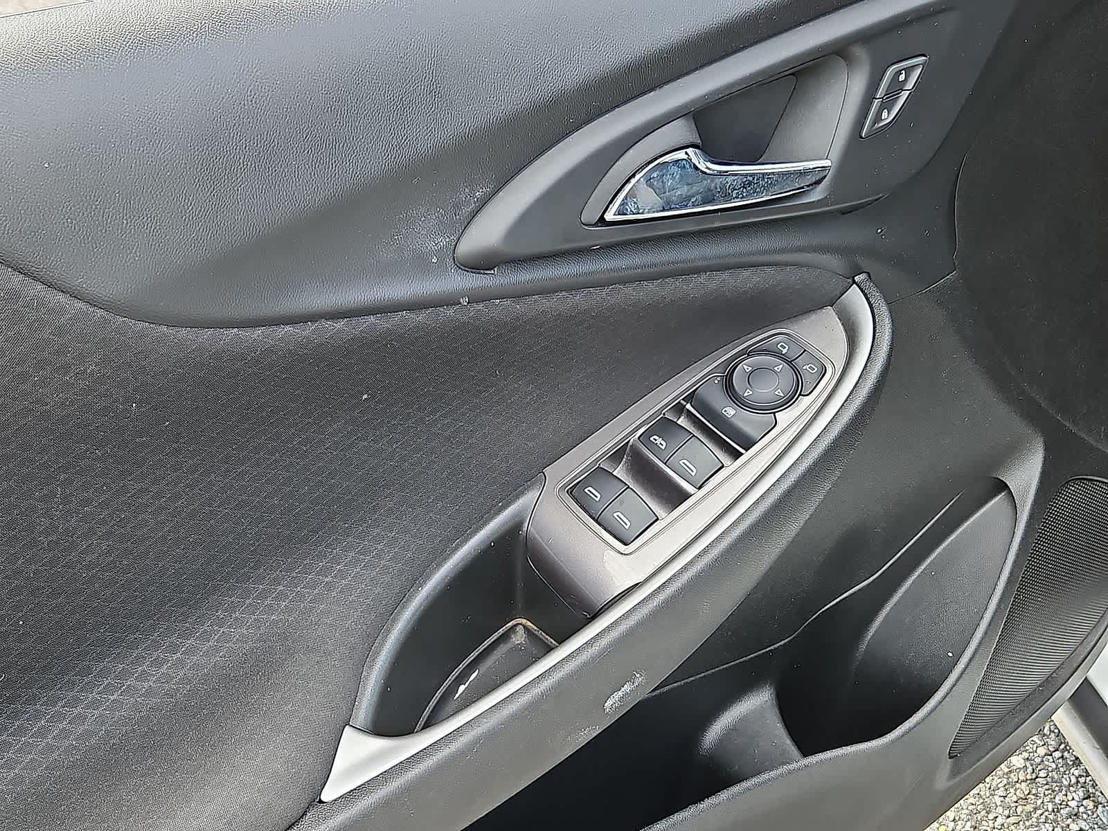 Used 2023 Chevrolet Malibu LT FWD image 28