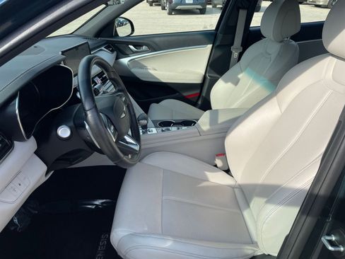 Used 2024 Genesis G70 2.5T image 27