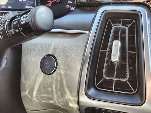 Used 2023 Kia Sorento S w/ Panoramic Sunroof Package image 30