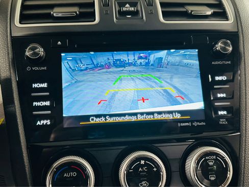 Used 2018 Subaru Forester 2.5i Premium w/ All-Weather Package image 12