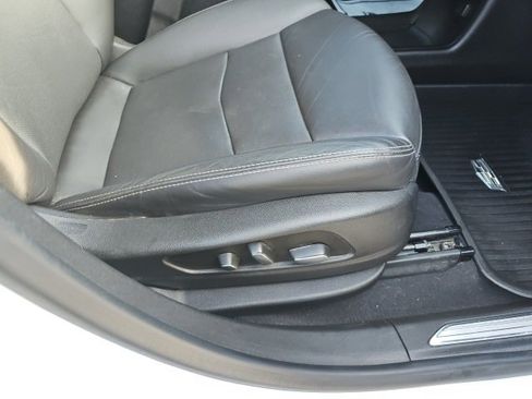 Used 2022 Cadillac XT5 Sportv image 27