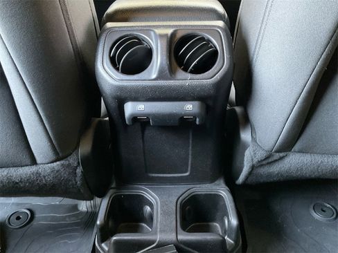 Used 2020 Jeep Gladiator Sport w/ Quick Order Package 24S image 21