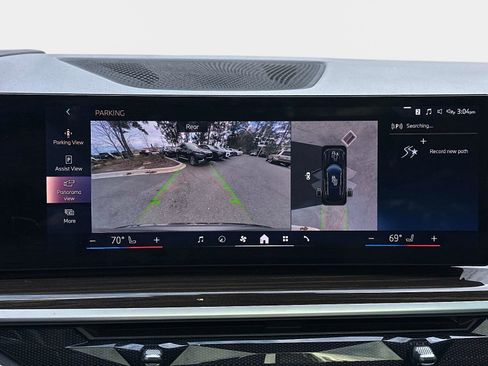 Used 2024 BMW X5 xDrive40i w/ Premium Package image 21