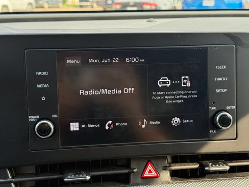 Used 2025 Kia Sportage LX FWD image 20