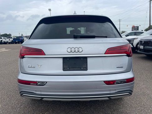Used 2022 Audi Q5 2.0T Premium w/ Convenience Package AWD/4WD image 6