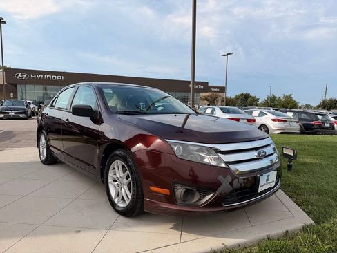 Used 2012 Ford Fusion S FWD image 11