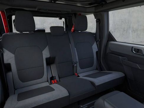 New 2025 Ford Bronco 4-Door AWD/4WD image 11