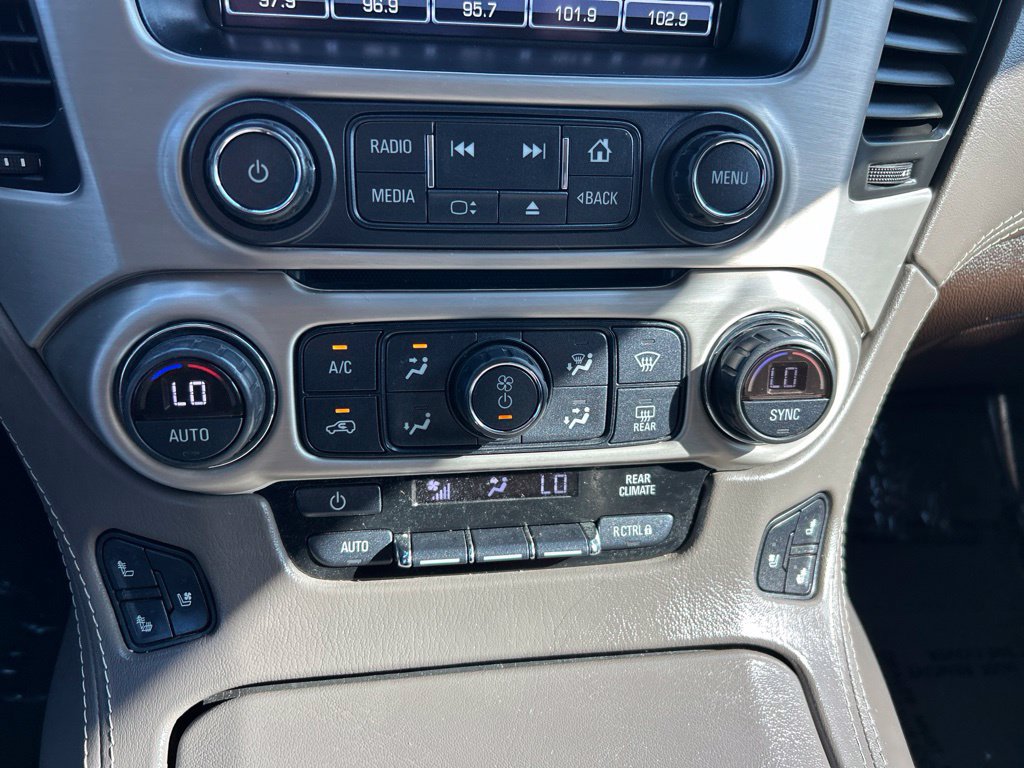 Used 2019 GMC Yukon XL Denali AWD/4WD image 25