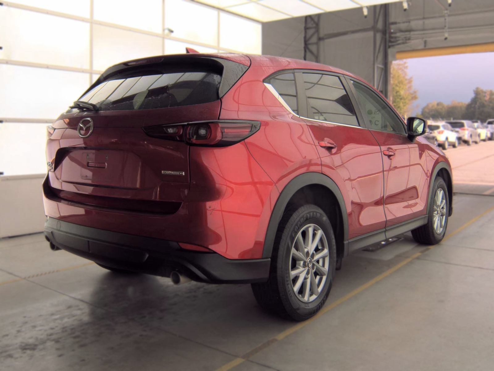 Used 2022 MAZDA CX-5 AWD 2.5 S w/ Select Package image 3