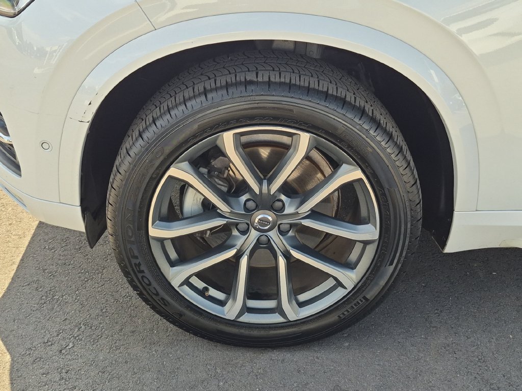 Used 2018 Volvo XC90 T6 Momentum w/ Convenience Package AWD/4WD image 29