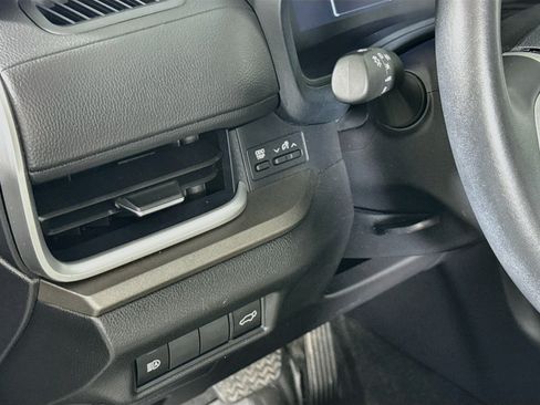 Certified 2025 Toyota Grand Highlander FWD image 10
