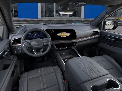 New 2026 Chevrolet Suburban High Country image 39