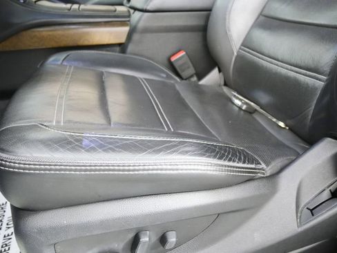 Used 2018 GMC Yukon Denali image 8