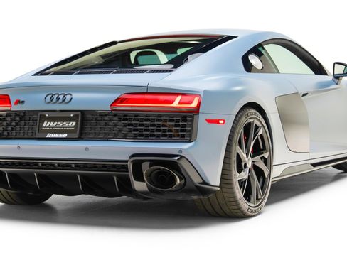 Used 2022 Audi R8 V10 w/ Premium Package RWD image 80