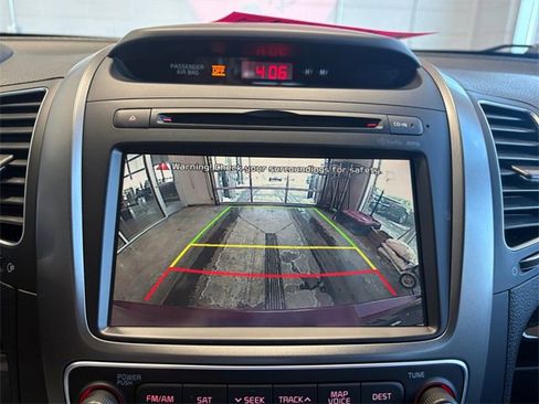 Used 2015 Kia Sorento SX image 29