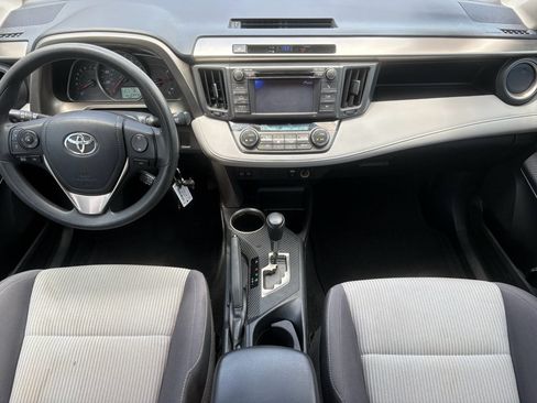 Used 2013 Toyota RAV4 XLE FWD image 2