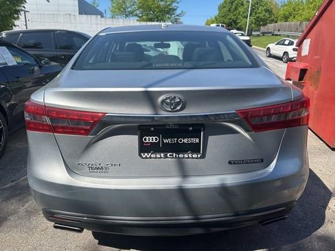 Used 2016 Toyota Avalon Touring FWD image 5