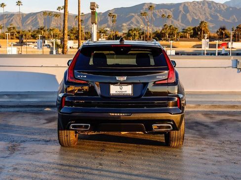 Used 2024 Cadillac XT4 Premium Luxury image 8