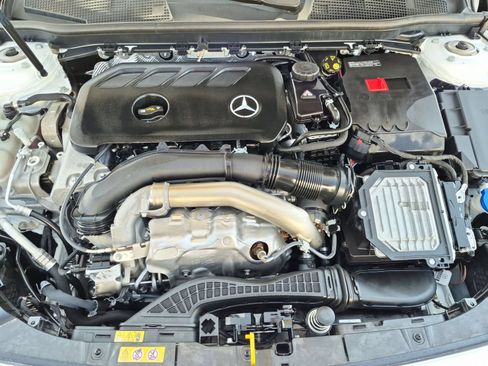 Used 2025 Mercedes-Benz CLA 250 image 29