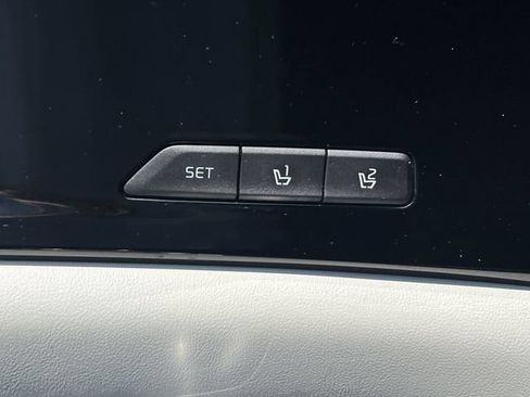 Used 2024 Kia Carnival SX Prestige FWD image 39