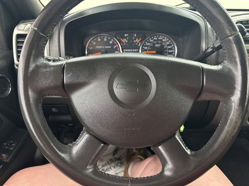 Used 2011 Chevrolet Colorado LT AWD/4WD image 31