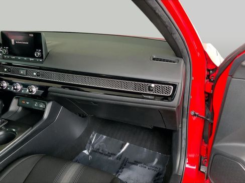 Used 2023 Honda Civic Sport image 19