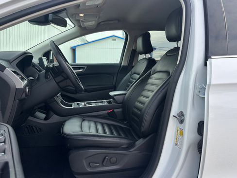 Certified 2024 Ford Edge SEL w/ Convenience Package image 18