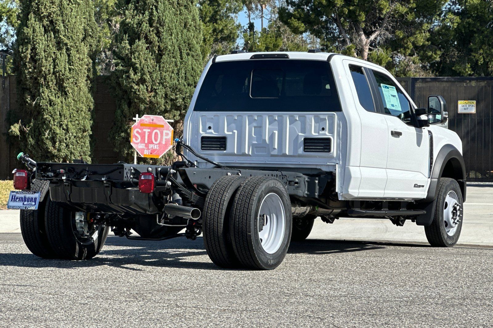 New 2026 Ford F450 XL w/ XL Chrome Package RWD image 4