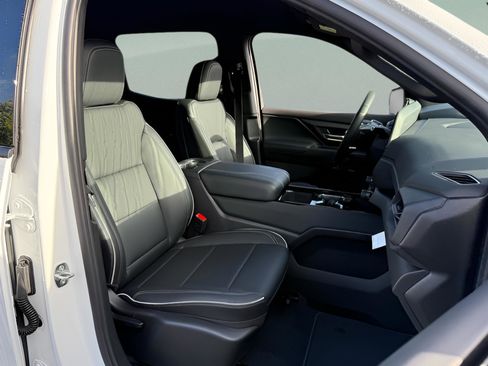 New 2026 Chevrolet Silverado EV LT image 17