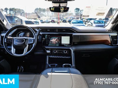 Used 2024 GMC Sierra 3500 Denali w/ Denali Reserve Package image 29