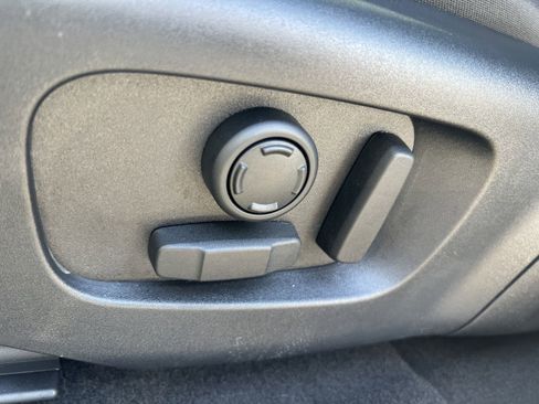 New 2025 Land Rover Range Rover Evoque Dynamic SE image 23