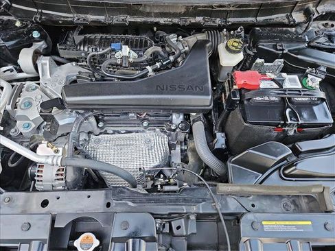 Used 2017 Nissan Rogue SL AWD/4WD image 23