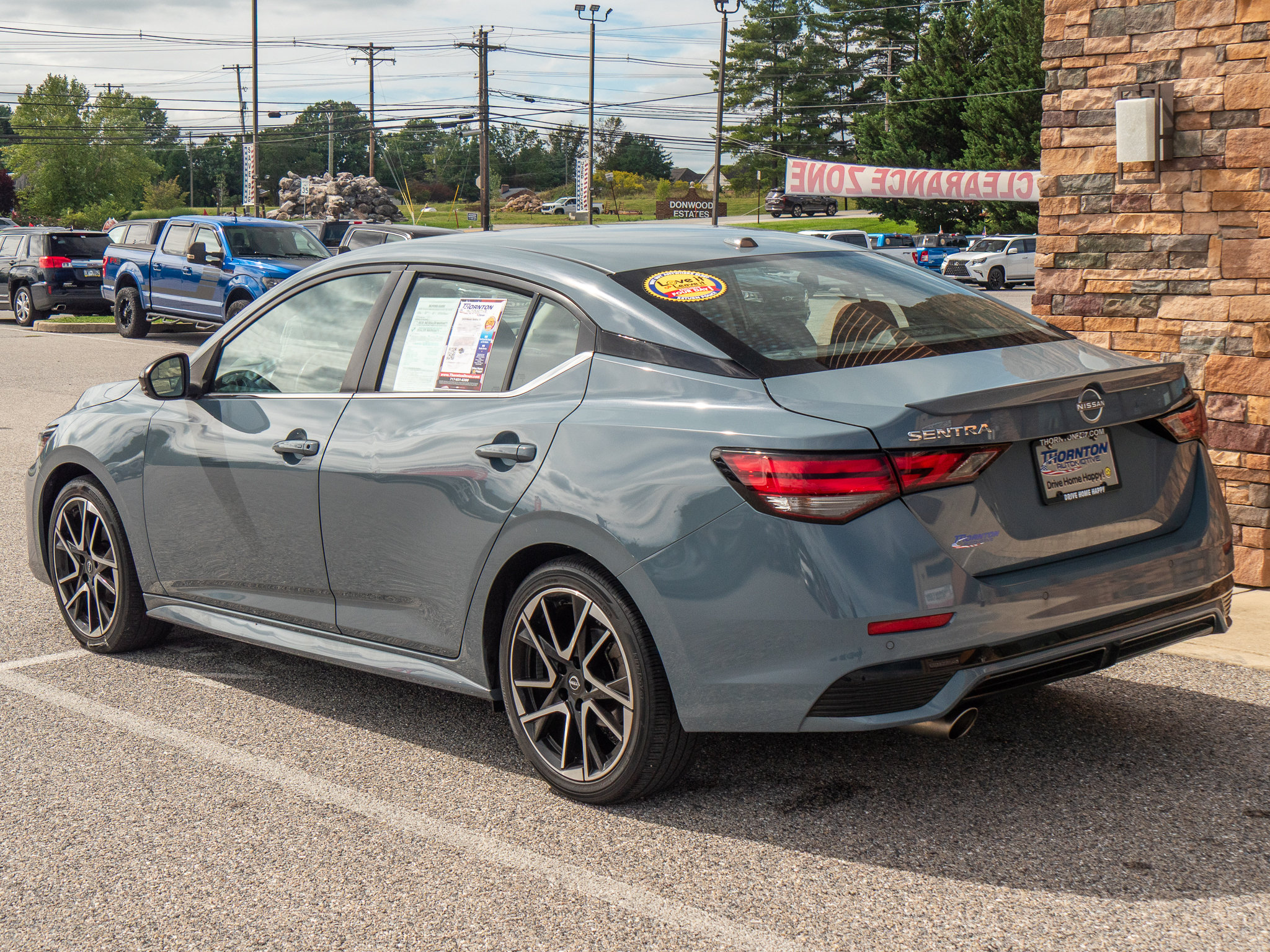 Used 2024 Nissan Sentra SR FWD image 5