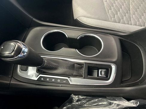 Used 2020 Chevrolet Equinox LS w/ LPO, Blackout Package image 21