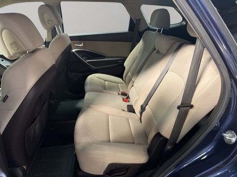 Used 2017 Hyundai Santa Fe SE image 15