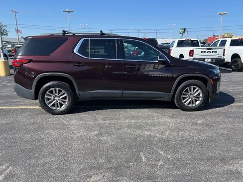 Used 2022 Chevrolet Traverse LT image 7