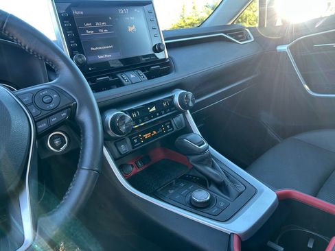Used 2022 Toyota RAV4 TRD Off-Road image 21