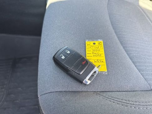 Used 2024 RAM 2500 Big Horn image 36