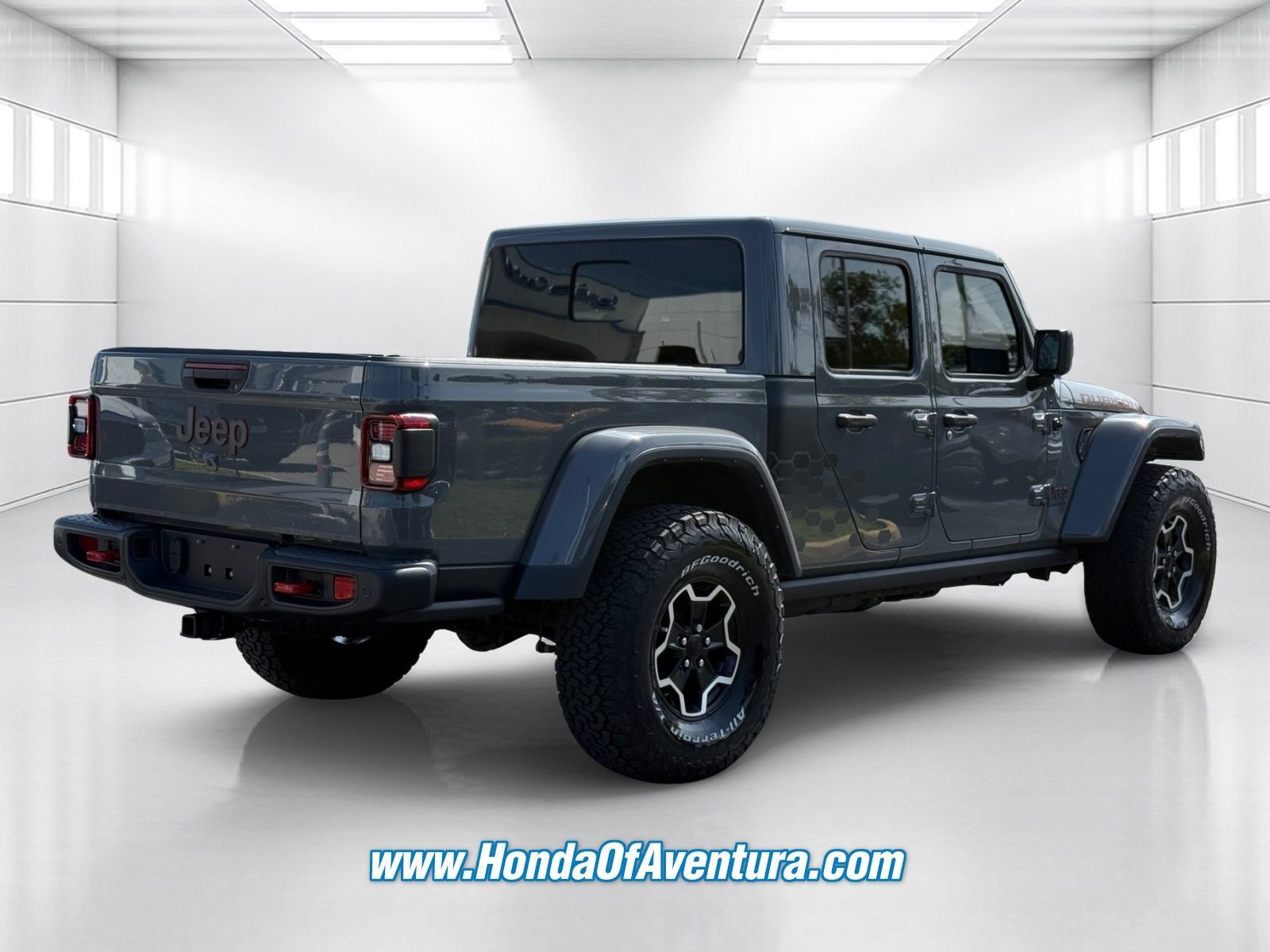 Used 2023 Jeep Gladiator Rubicon w/ LED Lighting Group AWD/4WD image 5