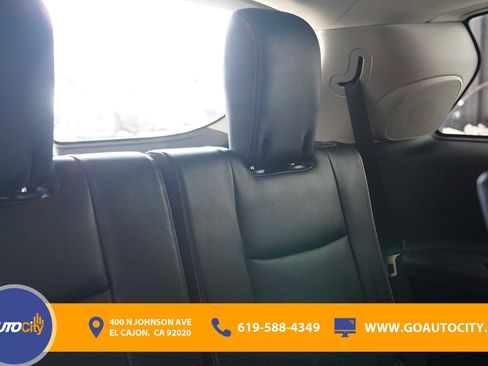 Used 2020 INFINITI QX60 Luxe w/ Essential Package FWD image 15