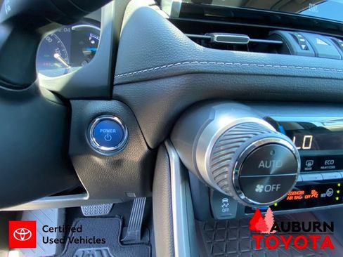 Certified 2022 Toyota RAV4 Limited AWD/4WD image 42