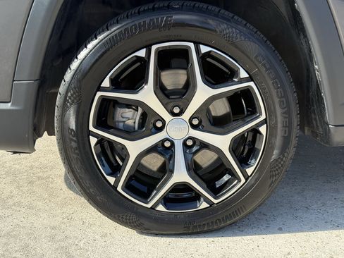 Used 2024 Jeep Compass Limited AWD/4WD image 12