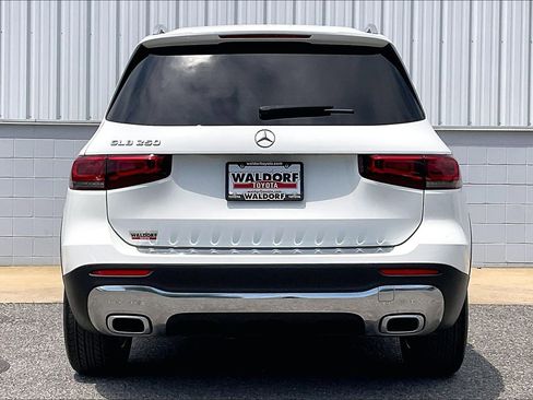 Used 2021 Mercedes-Benz GLB 250 image 5