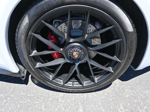 Used 2018 Porsche 911 GT3 RS image 34