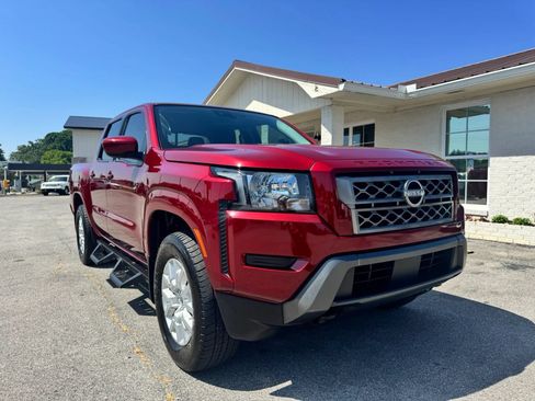 Used 2022 Nissan Frontier SV AWD/4WD image 8