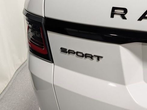 Used 2018 Land Rover Range Rover Sport HSE Dynamic AWD/4WD image 5