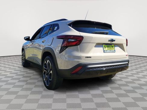New 2026 Chevrolet Trax RS w/ Sunroof Package FWD image 4