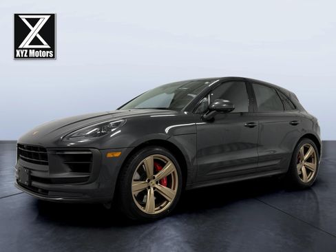 Used 2023 Porsche Macan GTS AWD/4WD image 2