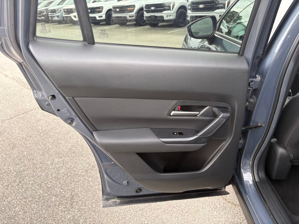 Used 2025 MAZDA CX-50 AWD 2.5 S w/ Premium Package image 17