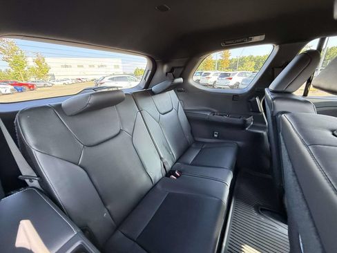 Used 2026 Lexus TX 500h AWD w/ Technology Package image 17